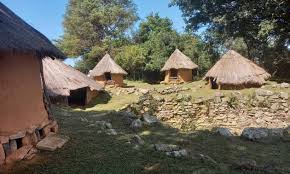Pit Structures – Ancient Stone Ruins of Zimbabwe